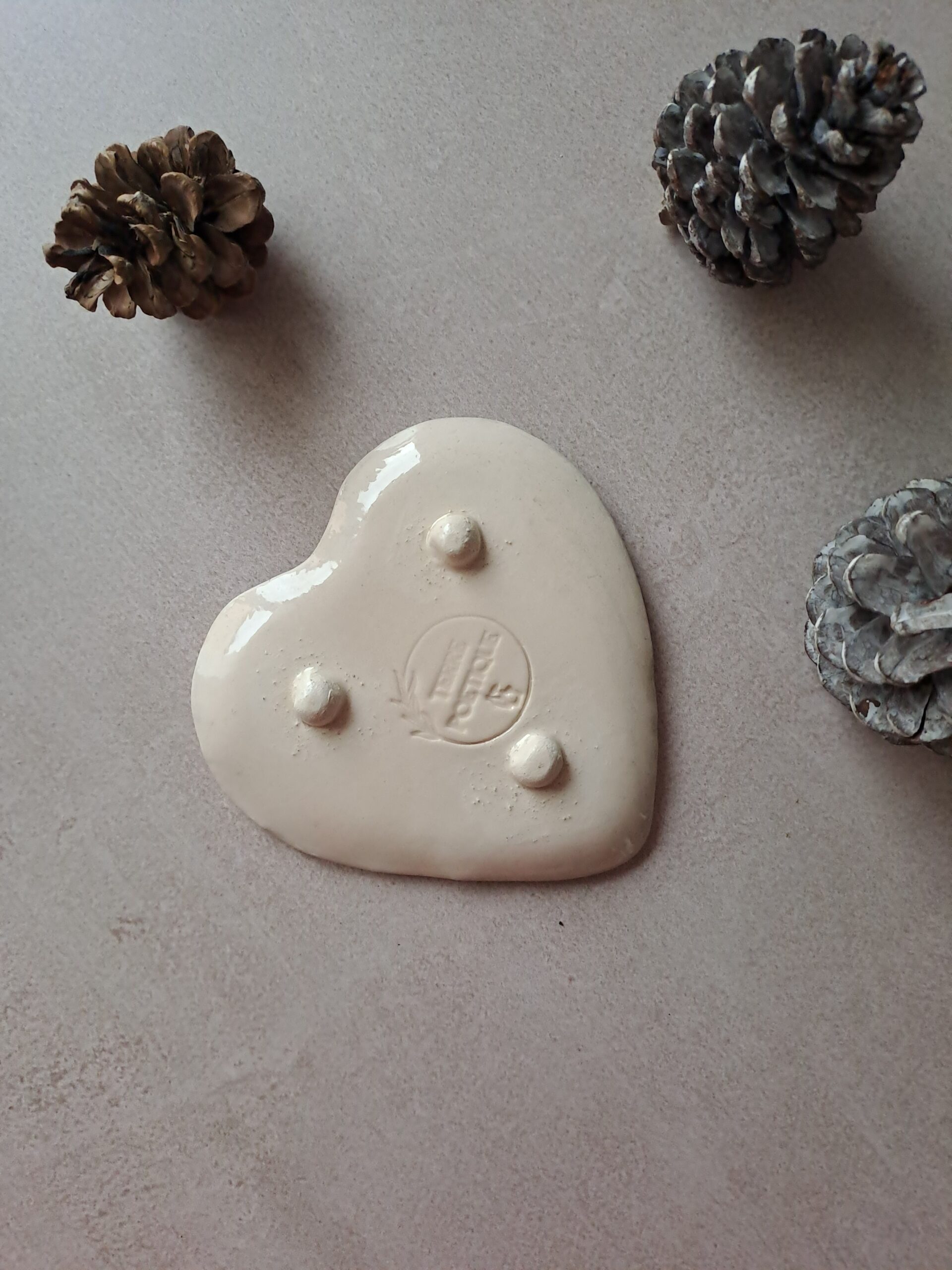 Porte-bijoux céramique décor floral noir – Image 3