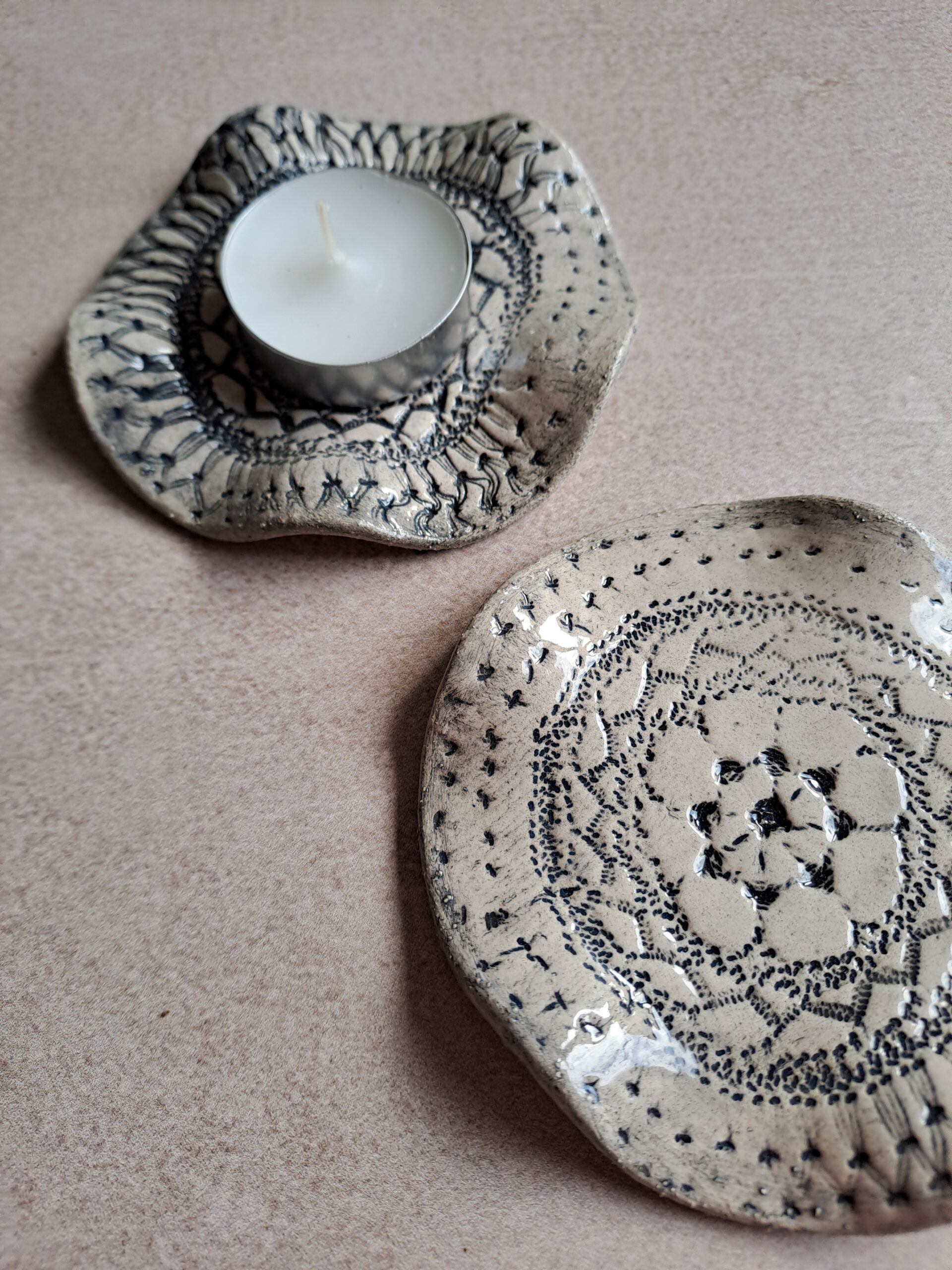 Photophore en céramique dentelle noire – Image 4