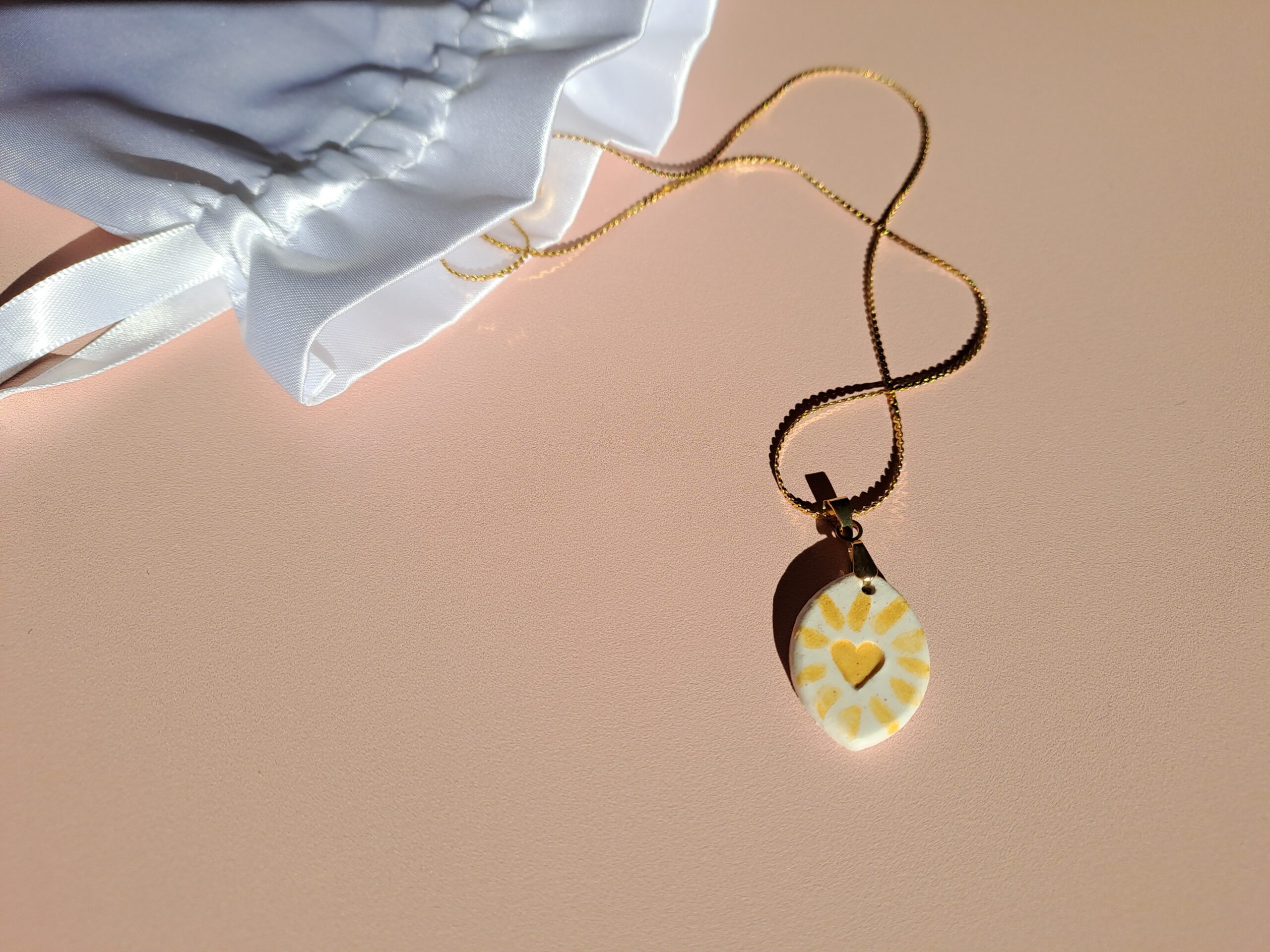 Collier cœur doré - céramique artisanale – Image 5