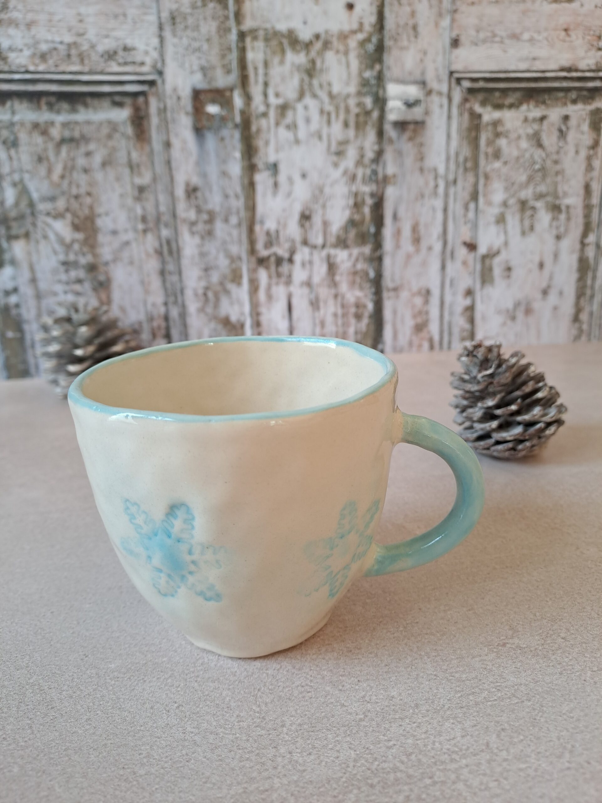 Mug Flocons d’Hiver – Pièce unique – Image 4