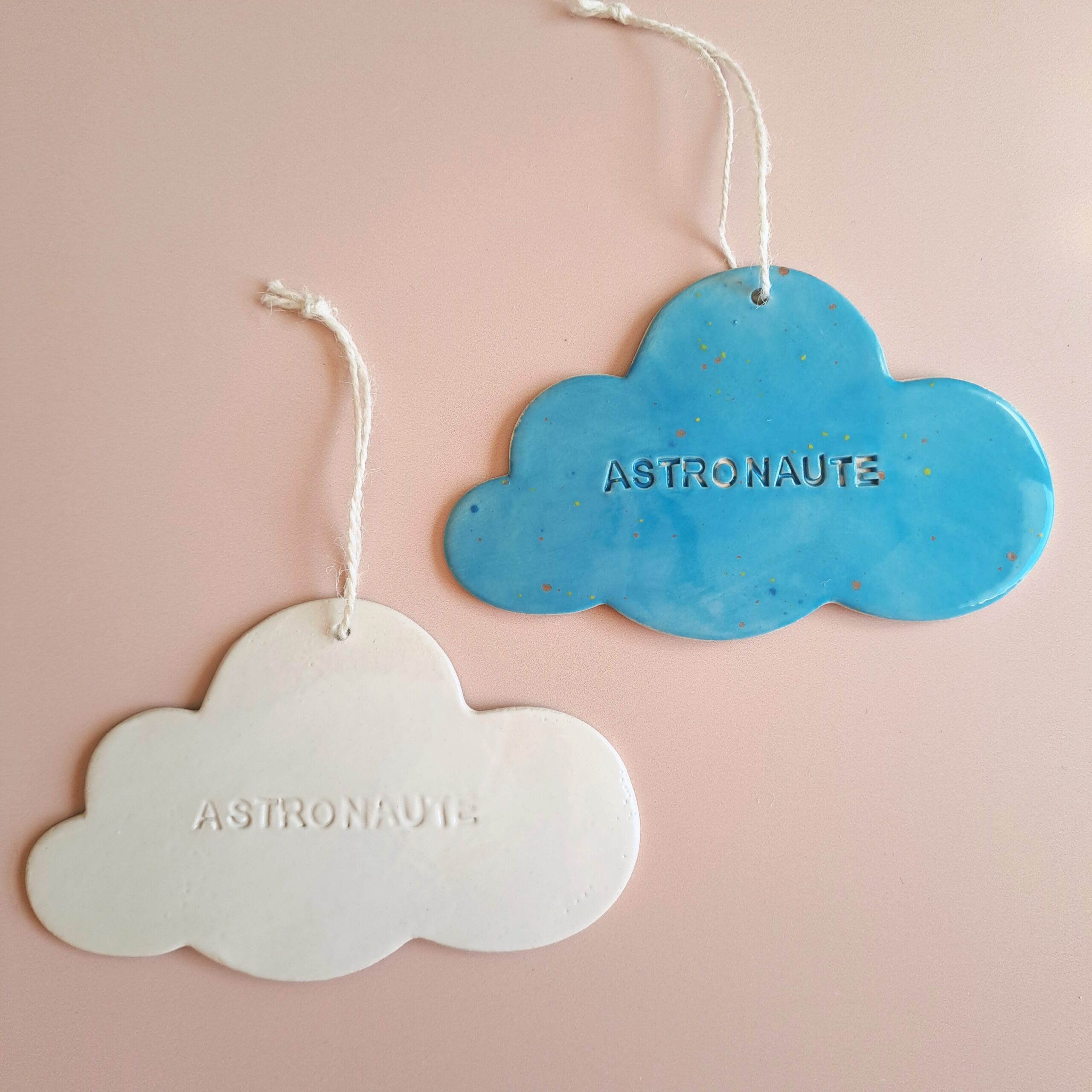 Suspension murale Nuage « ASTRONAUTE » en céramique – Image 8